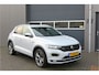 Volkswagen T-Roc 1.5 TSI 150pk DSG Sport Business R-Line Keyless, LED,Camera, Virtual cockpit,Navigatie, Stoelverwarming, Electr. Achterklep. Schakelmogelijkheid aan stuurwiel, etc