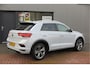 Volkswagen T-Roc 1.5 TSI 150pk DSG Sport Business R-Line Keyless, LED,Camera, Virtual cockpit,Navigatie, Stoelverwarming, Electr. Achterklep. Schakelmogelijkheid aan stuurwiel, etc