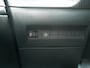 Peugeot 2008 1.2 PureTech Blue Lease Allure | CarPlay | Climate Control | Cruise Control | Achteruitrij Camera | LED Koplampen