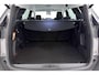 Peugeot 5008 1.2 PureTech Allure Pack | Achteruitrijcamera | Cruise control | Elek. Achterklep | Off-road modus | Parkeersensoren | Apple carplay/Android auto | Airco |