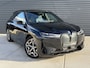 BMW iX xDrive40 Executive 77 kWh | SoH 100% | Sport Pakket | 360 Camera | Head-Up | Memory Stoelen
