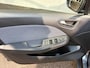 Renault Clio 1.6 E-Tech Full Hybrid 145 techno | Navigatie | Camera | Verwarmbare Stuur/Stoelen |