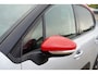 Citroën C3 1.2 PureTech S&S Shine 110pk | Two tone kleur | Achteruitrijcamera | Apple Carplay/Android Auto | Dab | Lichtmetalen velgen 17" | Navigatiesysteem full map | Parkeersensor achter | Trekhaak | Prachtig exemplaar!