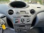 Toyota Yaris 1.0-16V VVT-I Luna Met APK