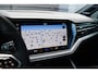 Volkswagen Touareg 3.0 TSi eHybrid 4MOTION R-Line, Nachtzicht, Massage, Softclose, Luchtv, Dynaudio, Koeling, HUD, 360, Pano!