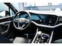 Volkswagen Touareg 3.0 TSi eHybrid 4MOTION R-Line, Nachtzicht, Massage, Softclose, Luchtv, Dynaudio, Koeling, HUD, 360, Pano!