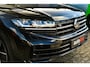Volkswagen Touareg 3.0 TSi eHybrid 4MOTION R-Line, Nachtzicht, Massage, Softclose, Luchtv, Dynaudio, Koeling, HUD, 360, Pano!