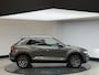 Volkswagen T-Roc 1.0 TSI Sport | Elektrische klep | Cam achter | Trekhaak | 1e eigenaar | NL Auto