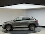 Volkswagen T-Roc 1.0 TSI Sport | Elektrische klep | Cam achter | Trekhaak | 1e eigenaar | NL Auto