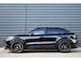 Porsche Cayenne Coupé 3.0 E-Hybrid | Panorama | ACC | 22'' Wielen | Trekhaak | Matrix | Bose |