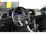 Volkswagen T-Roc 1.0 TSI Life Business | Adaptieve cruise control | Stoelverwarming | Navigatie | Apple carplay & Android auto |