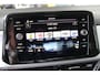 Volkswagen T-Roc 1.0 TSI Life Business | Adaptieve cruise control | Stoelverwarming | Navigatie | Apple carplay & Android auto |