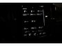 Volvo XC40 1.5 T5 Plug-in hybrid Ultimate Dark Electrisch Glazen Panorama dak Navigatie Dab Led Adaptive Cruise Control Camera Parkeer sensoren