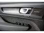 Volvo XC40 1.5 T5 Plug-in hybrid Ultimate Dark Electrisch Glazen Panorama dak Navigatie Dab Led Adaptive Cruise Control Camera Parkeer sensoren