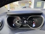 Renault Captur TCe 120 EDC Intens | Reservewiel | Parkeersensoren achter | Navigatiesysteem | Goed onderhouden | Armsteun | Climate control |