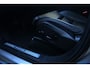 Volvo XC90 T8 Automaat Plug-in hybrid AWD Ultra Dark | Semi elektrische trekhaak | Panoramadak | Premium Audio by Bowers en Wilkins | Luchtvering | Vewarmbare voorstoelen met massagefunctie en ventilatie | Verwarmbare achterbank met geïntregeerde kinderzitjes | Gelaagde Zijruiten