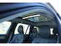 Volvo XC90 T8 Automaat Plug-in hybrid AWD Ultra Dark | Semi elektrische trekhaak | Panoramadak | Premium Audio by Bowers en Wilkins | Luchtvering | Vewarmbare voorstoelen met massagefunctie en ventilatie | Verwarmbare achterbank met geïntregeerde kinderzitjes | Gelaagde Zijruiten
