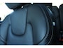 Volvo XC90 T8 Automaat Plug-in hybrid AWD Ultra Dark | Semi elektrische trekhaak | Panoramadak | Premium Audio by Bowers en Wilkins | Luchtvering | Vewarmbare voorstoelen met massagefunctie en ventilatie | Verwarmbare achterbank met geïntregeerde kinderzitjes | Gelaagde Zijruiten