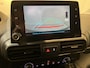 Peugeot e-Partner Premium Long 50 kWh / 100% elektrisch !! / SOH 95% / CCS Snelladen / Airco / Cruise Control / Camera / CarPlay / Navigatie / 3-Zits / 4.900 KM !!