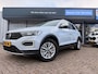 Volkswagen T-Roc 1.0 TSI Life Business | Trekhaak | Adaptive Cruise | PDC