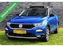 Volkswagen T-Roc 1.5 TSI Style PANORAMADAK/CAMERA/CARPLAY ANDROID/ETC.!