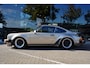 Porsche 911 930 3.0 Turbo Coupé / Hell Bronze / Tartan Interior