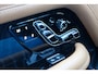 Land Rover Range Rover P400e Autobiography 404 PK | Meridan audio | Panoramadak | Stoelmassage | Head-Up | Adaptive cruise | Lounge stoelen | Luchtvering |