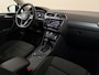 Volkswagen Tiguan 1.4 TSI eHybrid Elegance I Elek. Trekhaak I Adaptive Cruise I Memory I Stoel- en Stuurverwarming I Elek. Achterklep I Sensoren I