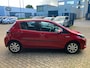 Toyota Yaris 1.5 Full Hybrid Aspiration / ALU VELGEN / APK OKTOBER 2027 / NETTE STAAT