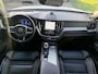 Volvo XC60 2.0 T6 Plug-in hybrid AWD Ultimate Dark | SOH:100% | Long Range | Trekhaak | Luchtvering | Bowers & Wilkins | Standkachel | Sportstoelen | Extra Getint Glas |