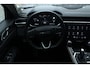 Lynk & Co 01 | Panoramadak | 360 camera | Achteruitrijcamera | Elektrische bestuurdersstoel met geheugen | Stoelverwarming | Actieve bochtverlichting | Adaptieve Cruise Control | Stuurassistent | Lane Assist | Navigatie | Elektrische Achterklep | Keyless Entry | Dodehoekassistent