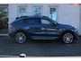 Lynk & Co 01 | Panoramadak | 360 camera | Achteruitrijcamera | Elektrische bestuurdersstoel met geheugen | Stoelverwarming | Actieve bochtverlichting | Adaptieve Cruise Control | Stuurassistent | Lane Assist | Navigatie | Elektrische Achterklep | Keyless Entry | Dodehoekassistent