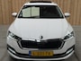 Skoda Octavia Combi 1.0 e-TSI Business Edition Plus Automaat | Apple CarPlay/Android Auto | Adaptieve cruise control | Dode hoek detectie | LED verlichting | Panoramadak | Parkeersensoren voor en achter | Stoel en stuurwielverwarming