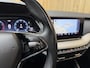 Skoda Octavia Combi 1.0 e-TSI Business Edition Plus Automaat | Apple CarPlay/Android Auto | Adaptieve cruise control | Dode hoek detectie | LED verlichting | Panoramadak | Parkeersensoren voor en achter | Stoel en stuurwielverwarming