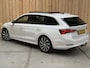Skoda Octavia Combi 1.0 e-TSI Business Edition Plus Automaat | Apple CarPlay/Android Auto | Adaptieve cruise control | Dode hoek detectie | LED verlichting | Panoramadak | Parkeersensoren voor en achter | Stoel en stuurwielverwarming