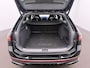 Volkswagen Passat Variant 1.5 eHybrid R-Line Business | Panodak | ACC | Camera | Trekhaak | Massage | Elek. Kofferbakklep |