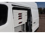 Renault Trafic 1.6 dCi T29 L2H1 Comfort Energy | Extra Verhoogd | Dubbele Schuifdeur | Imperiaal | Trekhaak | Complete Inbouw | Parkeersensoren | Airco | Cruise | Navi By App |
