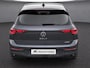 Volkswagen Golf 1.5eTSI/150PK R-Line · Navigatie · Trekhaak · Apple/Android Car Play · Dodehoeksensoren · Stoelverwarming ·  Garantie t/m 08-01-2031 of 100000km.