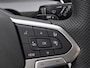 Volkswagen Golf 1.5eTSI/150PK R-Line · Navigatie · Trekhaak · Apple/Android Car Play · Dodehoeksensoren · Stoelverwarming ·  Garantie t/m 08-01-2031 of 100000km.