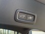 Volvo XC40 2.0 B4 Plus Dark | Trekhaak | Harman Kardon Audio | Achteruitrijcamera | Parkeersensoren | Keyless Entry | Elektrische Achterklep | Elektrisch Verstelbare Voorstoelen | Stoelverwarming | Google Navigatie | Apple Carplay | Android Auto | Lichtmetalen Velgen 18 inch