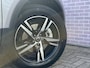 Volvo XC40 2.0 B4 Plus Dark | Trekhaak | Harman Kardon Audio | Achteruitrijcamera | Parkeersensoren | Keyless Entry | Elektrische Achterklep | Elektrisch Verstelbare Voorstoelen | Stoelverwarming | Google Navigatie | Apple Carplay | Android Auto | Lichtmetalen Velgen 18 inch
