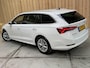 Skoda Octavia Combi 1.0 TSI Business Edition Plus Apple CarPlay/Android Auto | Adaptieve cruise control | Dode hoek detectie | LED koplampen | Navigatiesysteem | Stoel en stuurwielverwarming | Parkeersensoren voor en achter