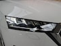 Skoda Octavia Combi 1.0 TSI Business Edition Plus Apple CarPlay/Android Auto | Adaptieve cruise control | Dode hoek detectie | LED koplampen | Navigatiesysteem | Stoel en stuurwielverwarming | Parkeersensoren voor en achter