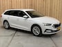 Skoda Octavia Combi 1.0 TSI Business Edition Plus Apple CarPlay/Android Auto | Adaptieve cruise control | Dode hoek detectie | LED koplampen | Navigatiesysteem | Stoel en stuurwielverwarming | Parkeersensoren voor en achter