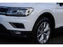 Volkswagen Tiguan 2.0 TSI 4Motion Highline Business R CAMERA STUUR+STOELVERWARMING CARPLAY TREKHAAK-ELEC. ACC CLIMA 18"LMV