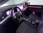 Volkswagen Golf 1.5 eTSI Life Edition | ACC | Camera | Carplay | Stoel Verwarming |