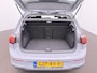 Volkswagen Golf 1.5 eTSI Life Edition | ACC | Camera | Carplay | Stoel Verwarming |