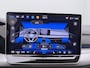 Volkswagen Golf 1.5 eTSI Life Edition | ACC | Camera | Carplay | Stoel Verwarming |