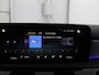 Mercedes-Benz A-klasse 200 Business Solution AMG | Trekhaak | Pano. Dak | Camera | Stoelverwarming | Sfeerverlichting | Apple Carplay |