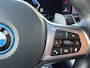 BMW 3-Serie 320e M-Sport HEAD-UP | SFEER VERLICHTING | HARMAN/KARDON | DODEHOEK DETECTIE | CAMERA | LEDER | STOEL KOELING | KEYLESS ENTRY/GO | NAVIGATIE | LASER KOPLAMPEN | STOEL/STUUR VERWARMING |